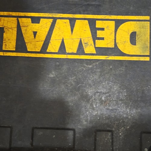 Dewalt 18v cordless - xr,